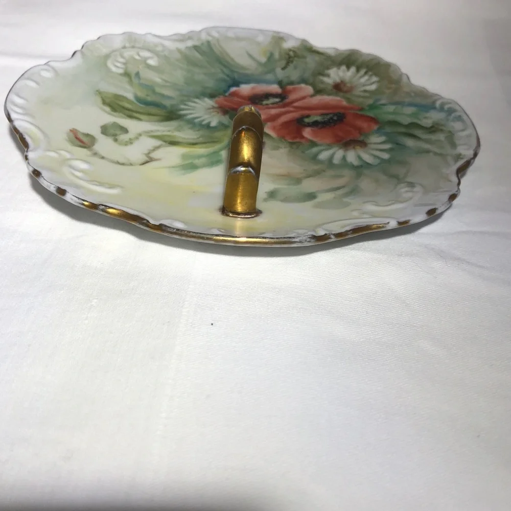 1960s HAND PAINTED FLORAL DESIGN PORCELAIN NAPPY GOLD HANDLED SERVING DISH